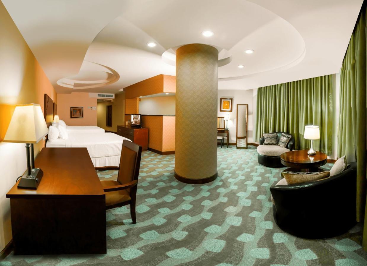 Hotel Plaza Juan Carlos テグシガルパ エクステリア 写真